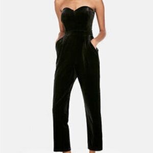 Elegant Black Velvet Strapless Jumpsuit size 4
Brand new with tags, never worn!